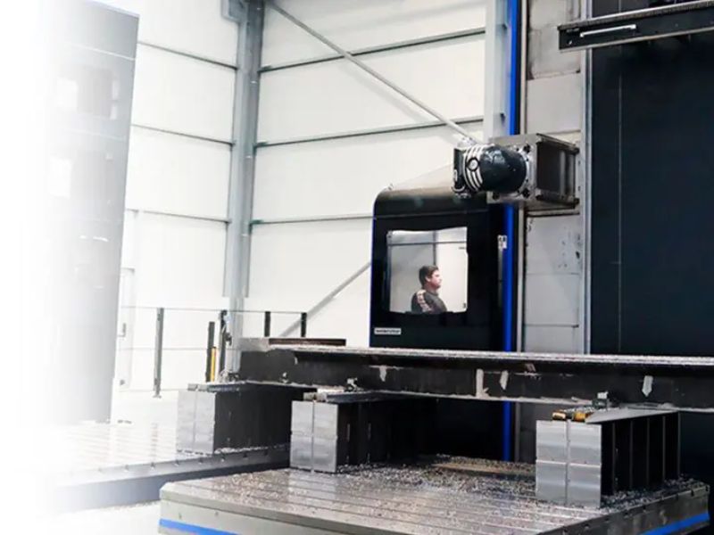 FABRICACIÓN DE ÚLTIMA GENERACIÓN<br />
